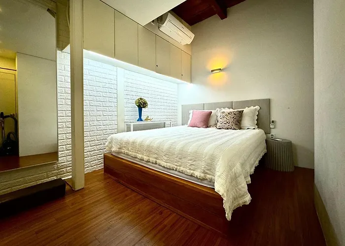 Apartamento Spacious For Up To 8 People, Station & Namsan *