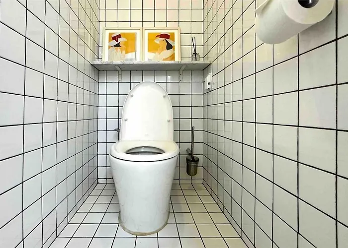 Spacious For Up To 8 People, Station & Namsan Apartamento