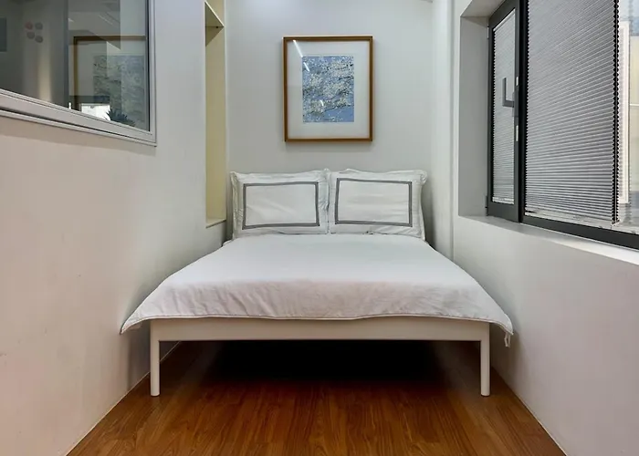 Spacious For Up To 8 People, Station & Namsan Apartamento *