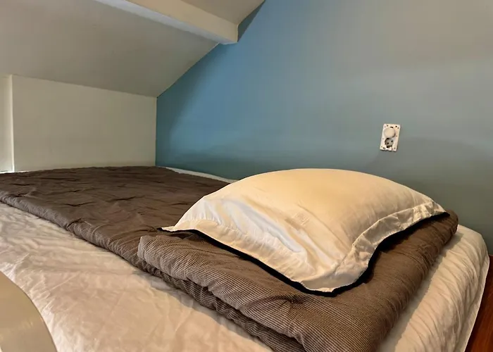 Apartamento Spacious For Up To 8 People, Station & Namsan Seúl