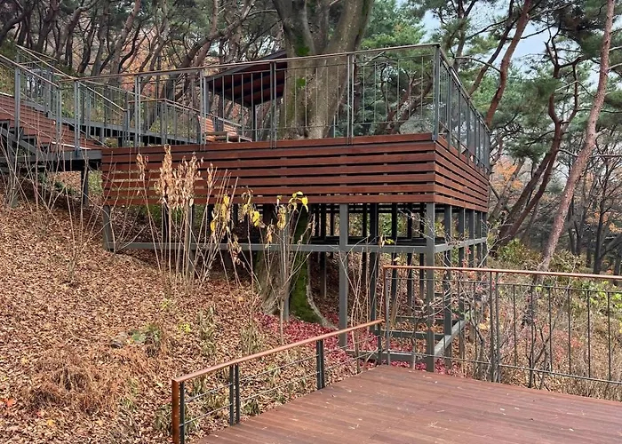 Spacious For Up To 8 People, Station & Namsan Apartamento Seúl